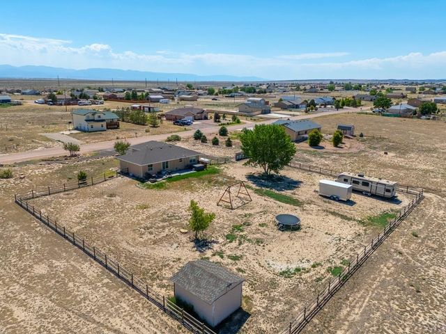 635 E Chaunsey Dr, Pueblo West, CO 81007