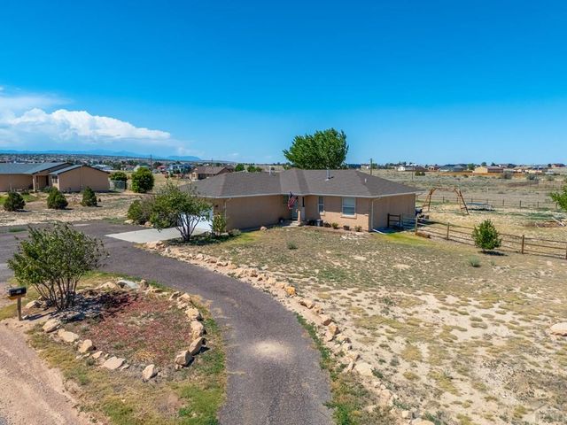635 E Chaunsey Dr, Pueblo West, CO 81007