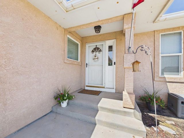 635 E Chaunsey Dr, Pueblo West, CO 81007