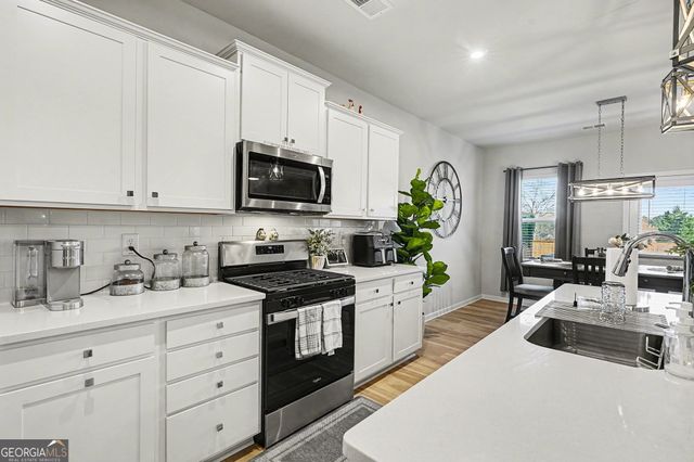 332 Capri Court, Mcdonough, GA 30252