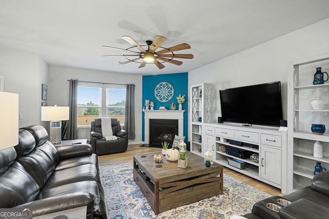 332 Capri Court, Mcdonough, GA 30252