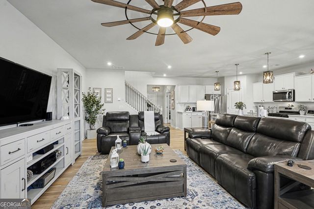 332 Capri Court, Mcdonough, GA 30252