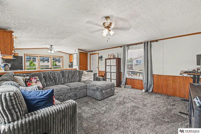 910 W 6th ST Lot 23 Street, Papillion, NE 68046