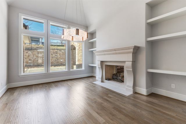 1116 Excalibur Boulevard, Lewisville, TX 75056