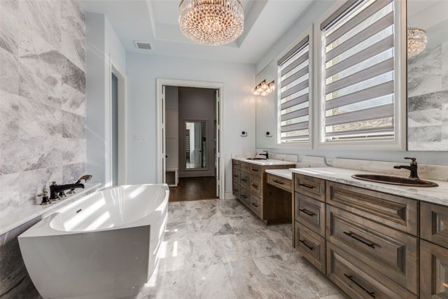 1116 Excalibur Boulevard, Lewisville, TX 75056