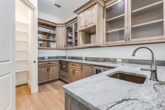 1116 Excalibur Boulevard, Lewisville, TX 75056