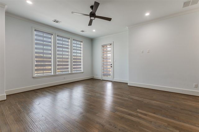 1116 Excalibur Boulevard, Lewisville, TX 75056