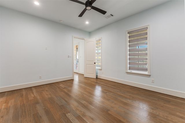 1116 Excalibur Boulevard, Lewisville, TX 75056