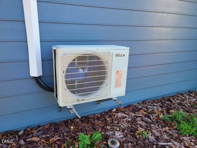 1000 High House Road, Clinton, NC 28328