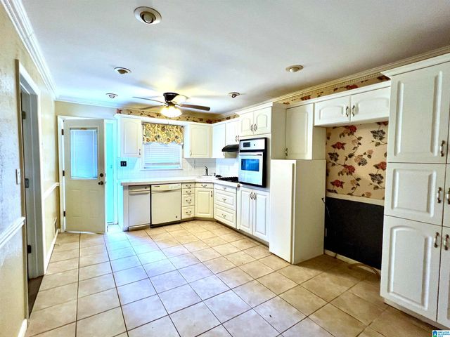 2909 MCCLELLAN BOULEVARD, Anniston, AL 36201