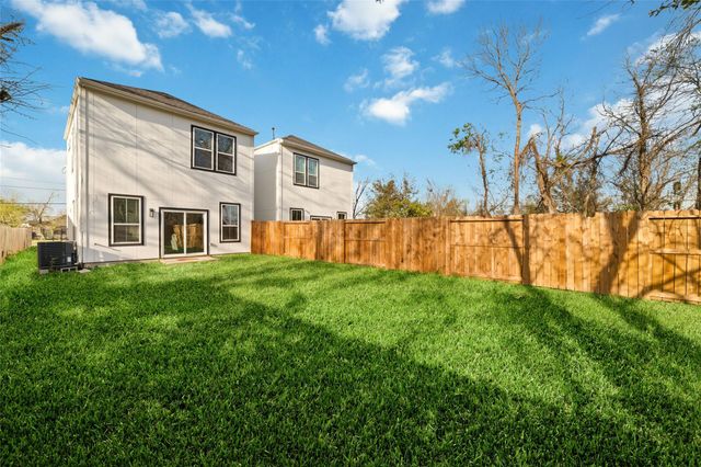 3818 Lynnfield Street, Houston, TX 77016