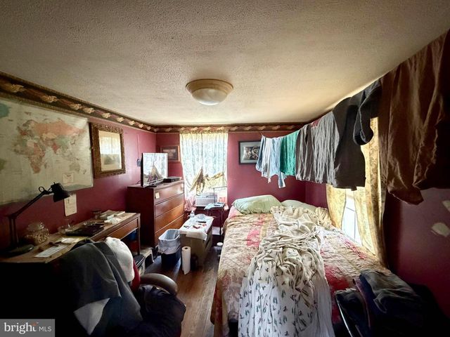 1124 N POINT RD, Baltimore, MD 21222
