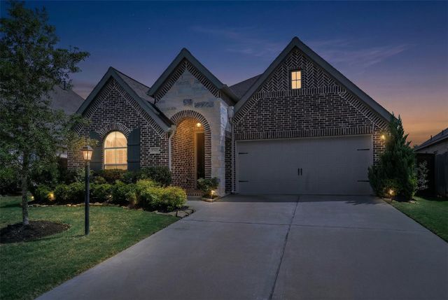 9307 Mont Ellie Lane, Tomball, TX 77375