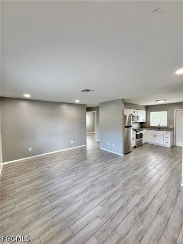 142 Harry AVE S, Lehigh Acres, FL 33973