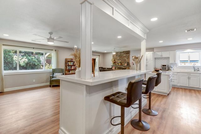6910 Pintado Ct, Fair Oaks, CA 95628