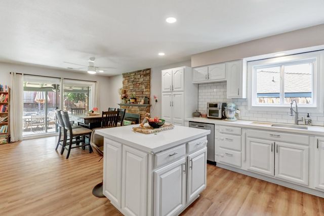 6910 Pintado Ct, Fair Oaks, CA 95628