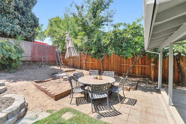 6910 Pintado Ct, Fair Oaks, CA 95628