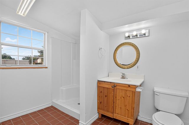 803 Hays Street, Cleveland, TX 77327