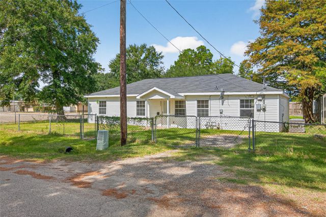 803 Hays Street, Cleveland, TX 77327