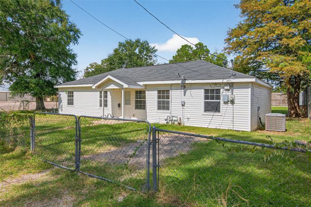 803 Hays Street, Cleveland, TX 77327