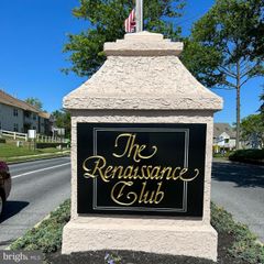 1562-B THORNWOOD DR, Mount Laurel, NJ 08054