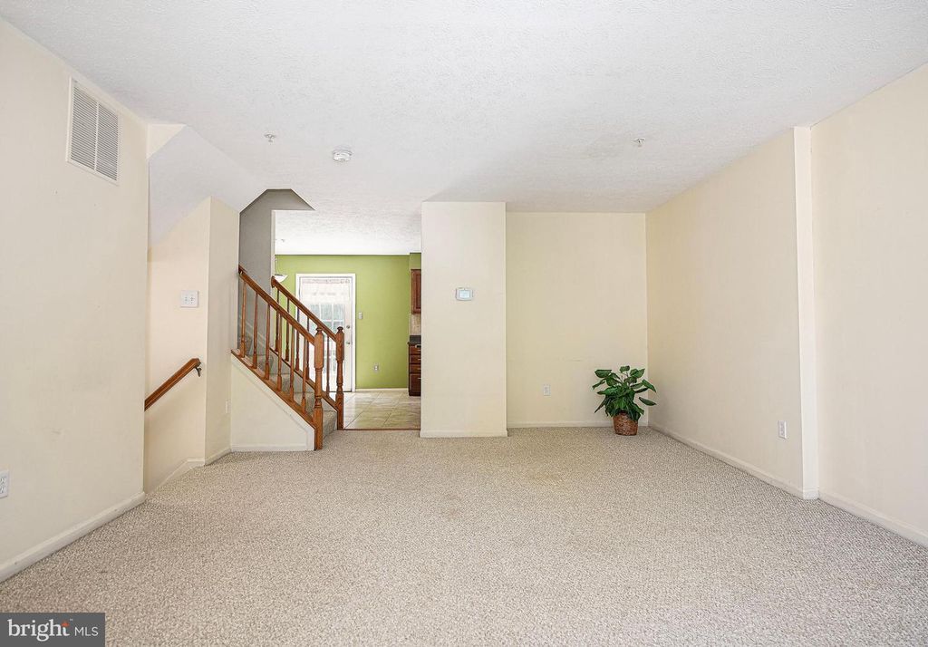 Image 2 of property listing at 405 ASHTON LN, Abingdon, MD 21009