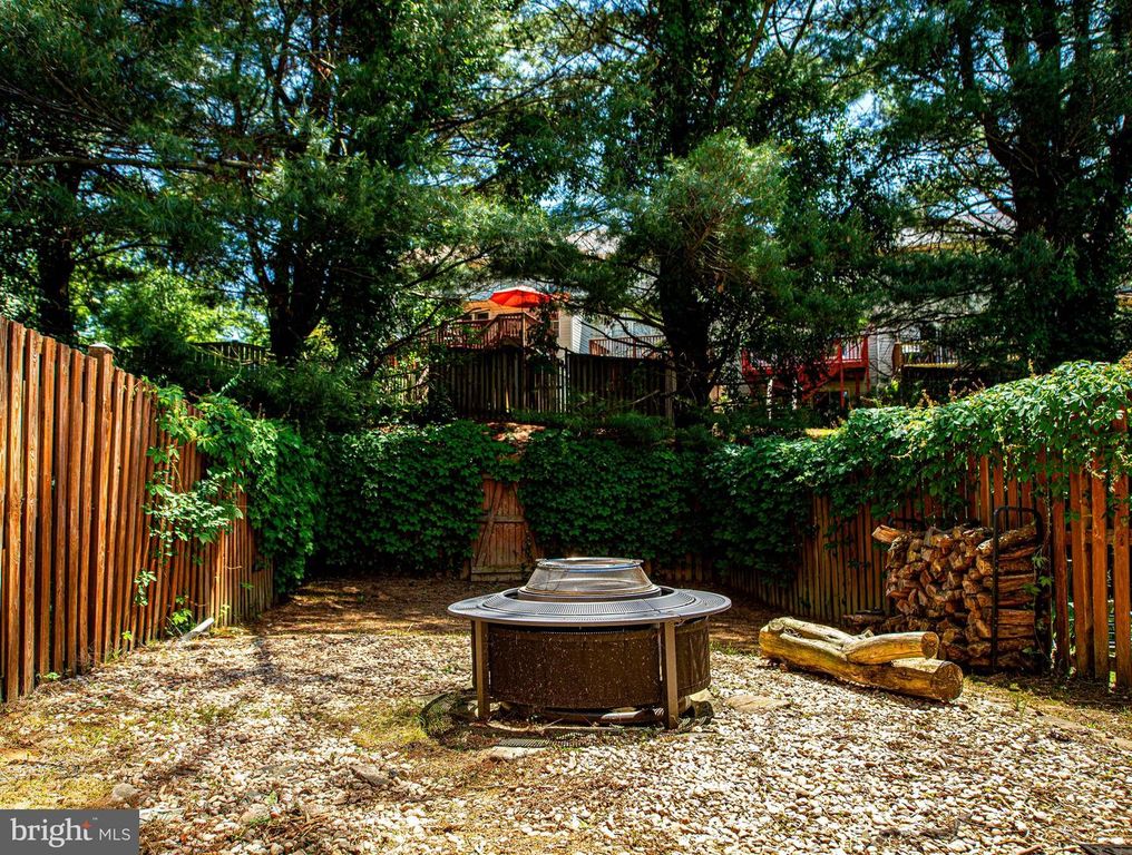 Image 30 of property listing at 405 ASHTON LN, Abingdon, MD 21009