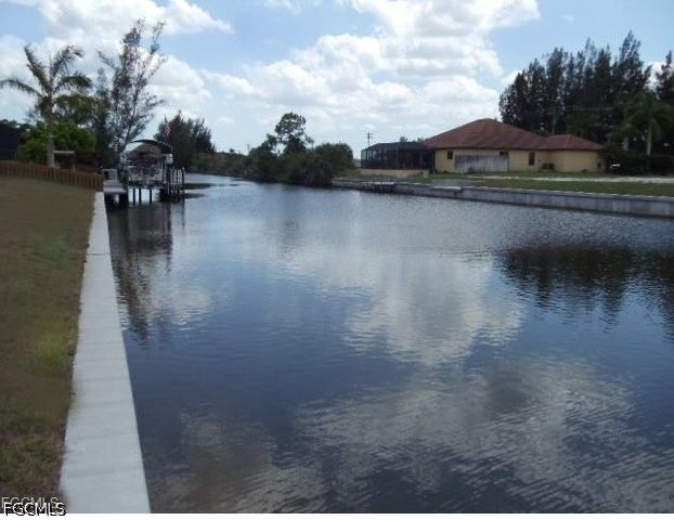 2370 NW 39th AVE, Cape Coral, FL 33993