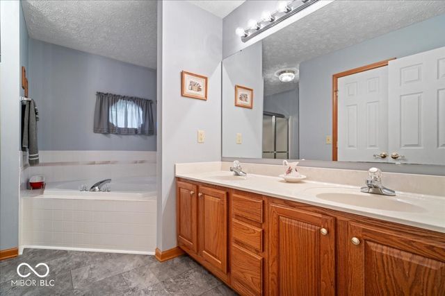 768 Robertson Court, Danville, IN 46122