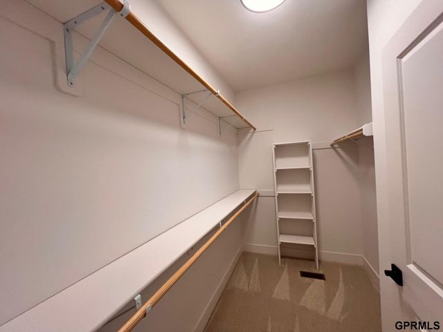 7710 S 198TH Avenue, Gretna, NE 68028