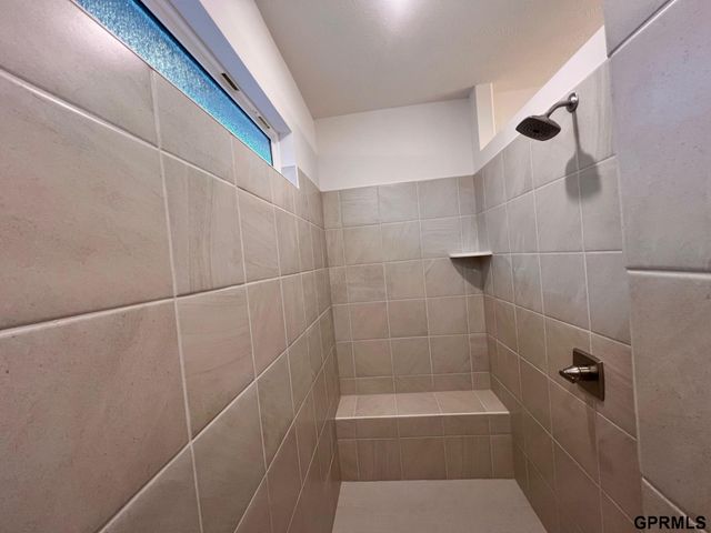 7710 S 198TH Avenue, Gretna, NE 68028