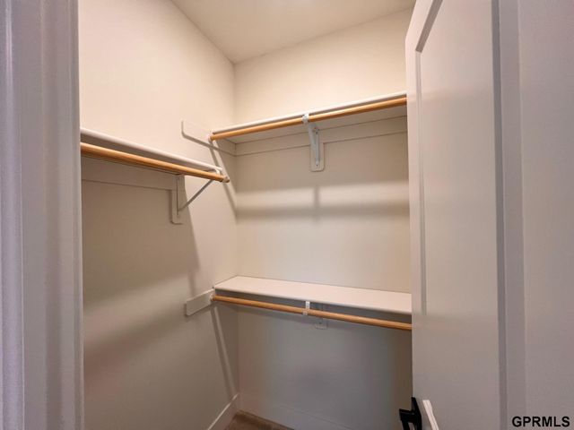 7710 S 198TH Avenue, Gretna, NE 68028