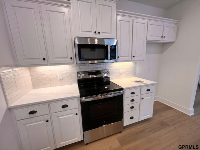 7710 S 198TH Avenue, Gretna, NE 68028