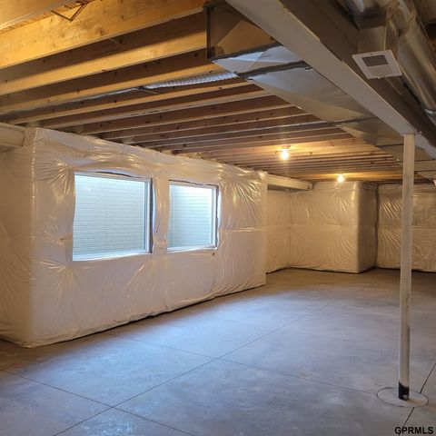 7710 S 198TH Avenue, Gretna, NE 68028
