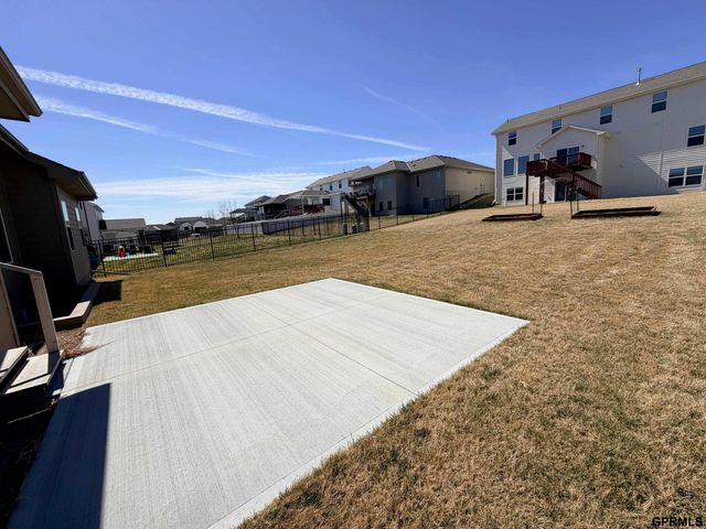 7710 S 198TH Avenue, Gretna, NE 68028