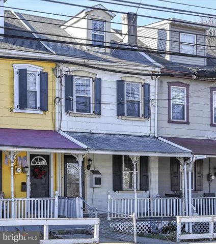 205 FRONT ST, Conshohocken, PA 19428