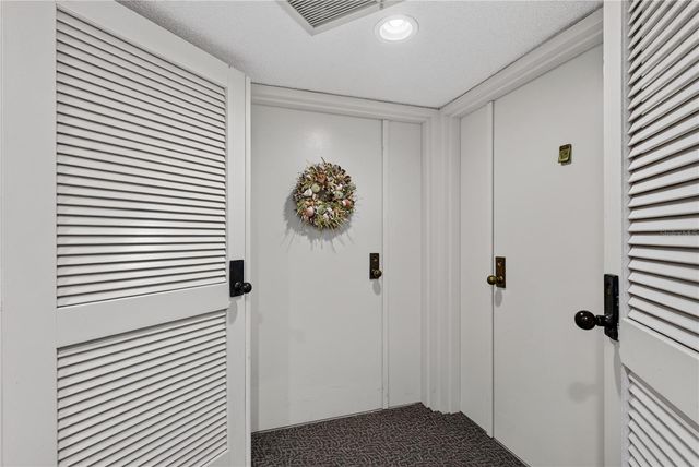 690 ISLAND WAY 909, Clearwater Beach, FL 33767