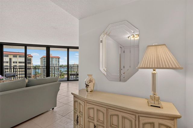 690 ISLAND WAY 909, Clearwater Beach, FL 33767