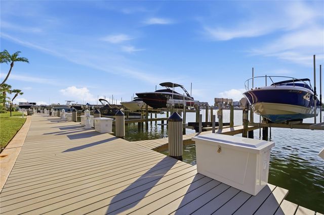 690 ISLAND WAY 909, Clearwater Beach, FL 33767