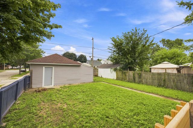 4892 N 26th STREET, Milwaukee, WI 53209