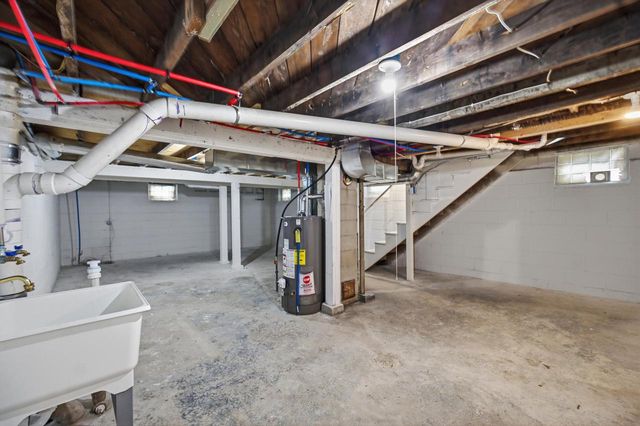 4892 N 26th STREET, Milwaukee, WI 53209