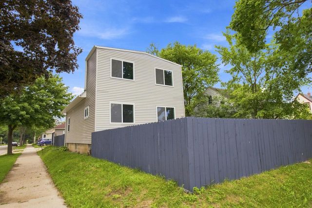 4892 N 26th STREET, Milwaukee, WI 53209