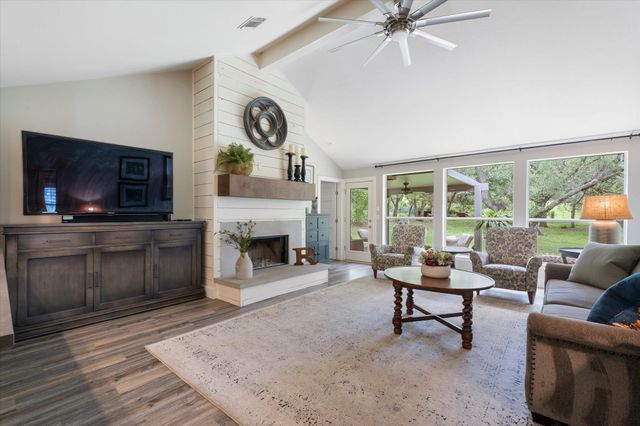 147 Long Wood Avenue Ave, Lakeway, TX 78734