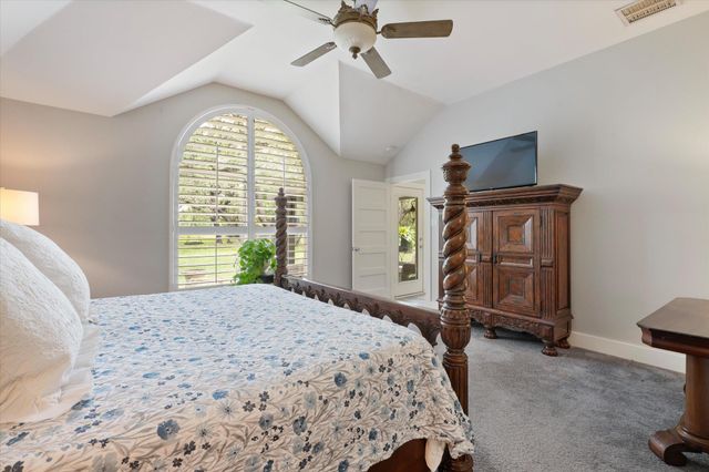 147 Long Wood Avenue Ave, Lakeway, TX 78734