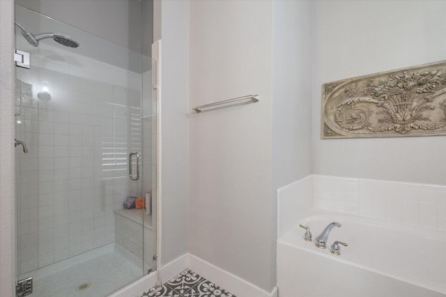 147 Long Wood Avenue Ave, Lakeway, TX 78734