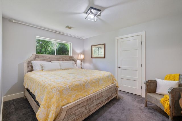 147 Long Wood Avenue Ave, Lakeway, TX 78734