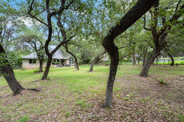 147 Long Wood Avenue Ave, Lakeway, TX 78734