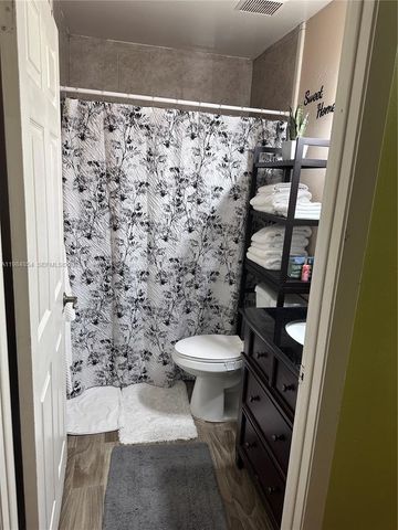 3379 NW 198th Terrace, Miami Gardens, FL 33056