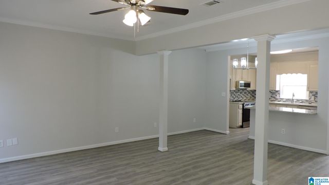 2202 Ascot Ln, Birmingham, AL 35216