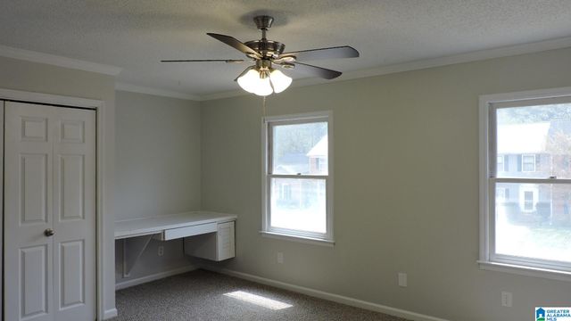 2202 Ascot Ln, Birmingham, AL 35216